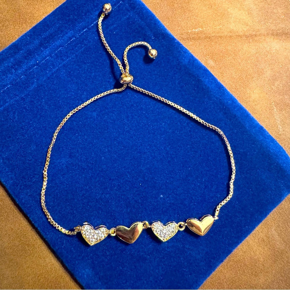 NWOT 4 Hearts CZ 18K Rose Gold Plated Box Chain Lariat Bracelet - Picture 1 of 3
